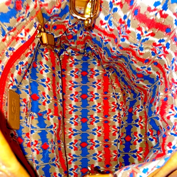 UGG Handbag/purse or beach bag price reflects condition - Picture 11 of 16